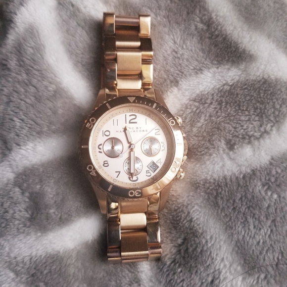 Marc Jacobs Unisex Rose Tone "Rock Chronograph - Picture 4 of 8